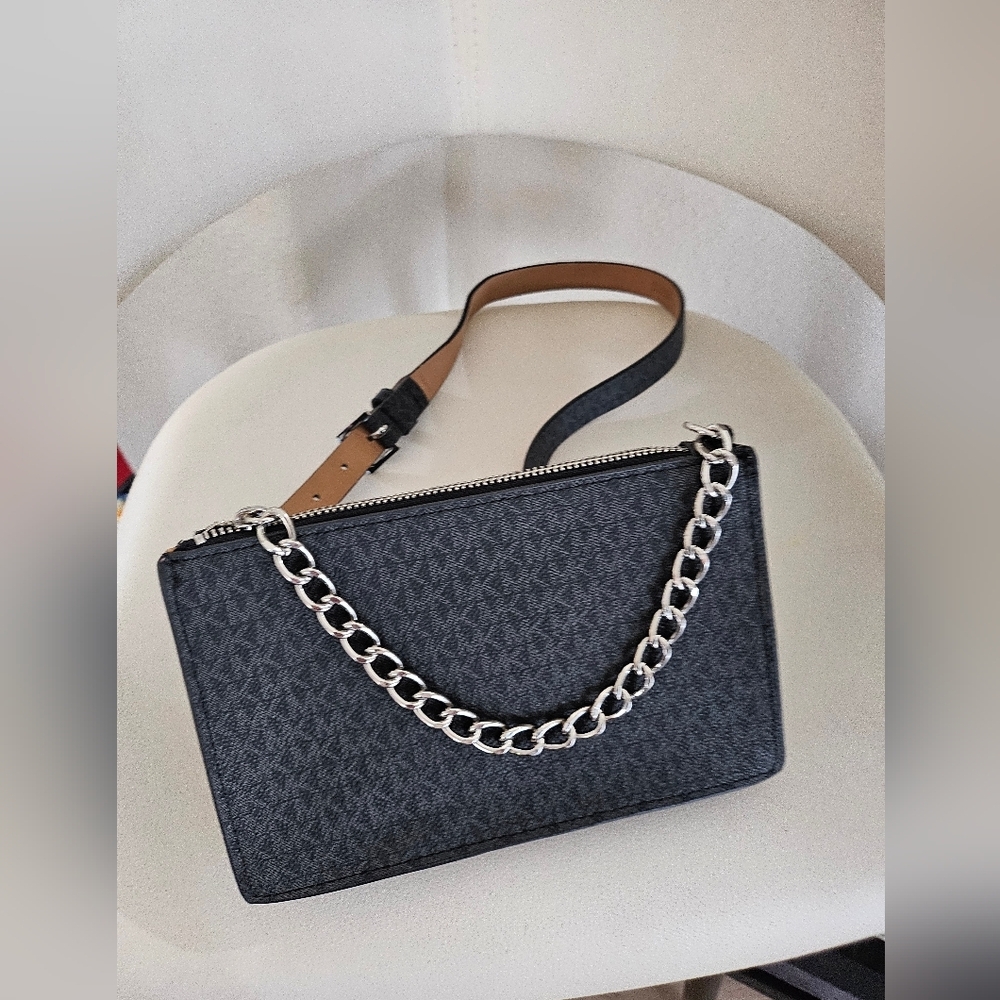 Michael Kors Black MK Logo Fanny Pack Belt Bag Chain Accent Zip Waist Crossbody. - Picture 4 of 13